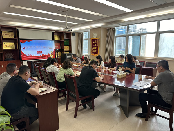 創(chuàng)新宣講模式  讓全國兩會精神與新思想深入人心